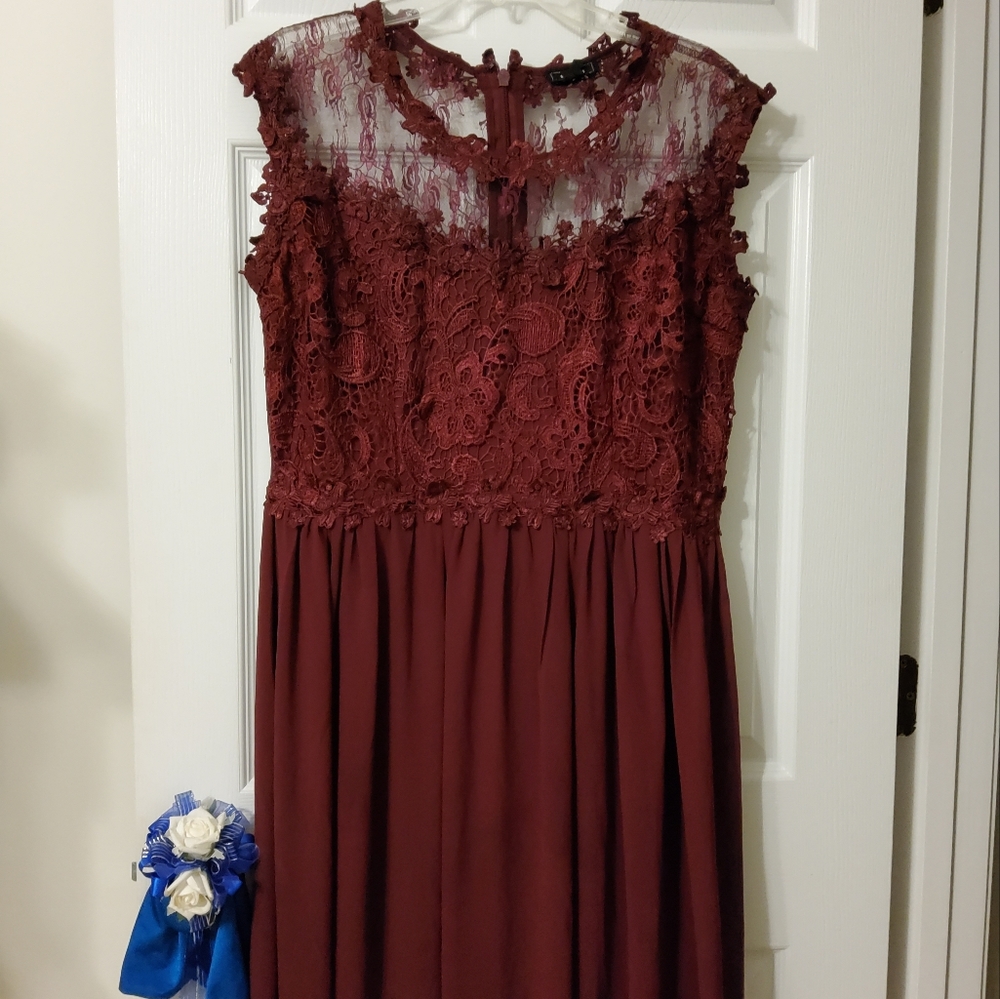 SOIEBLU WINE EMBROIDRED MAXI SLEEVELESS DRESS SIZE 2XL - Picture 2 of 10
